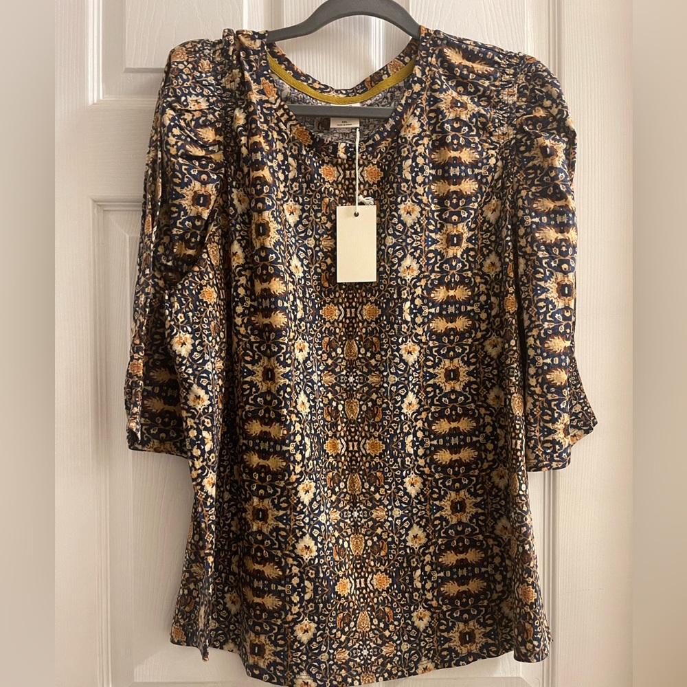 Good Hart XXL puff sleeve top